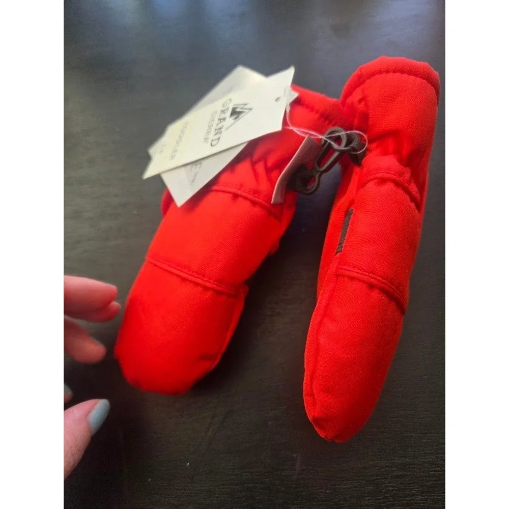 Grand Sierra Toddler Red Thinsulate Insulated Mittens Size 2-4 NWT Winter Snow